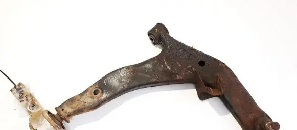 Nissan Murano Z50 Front lower control arm/wishbone