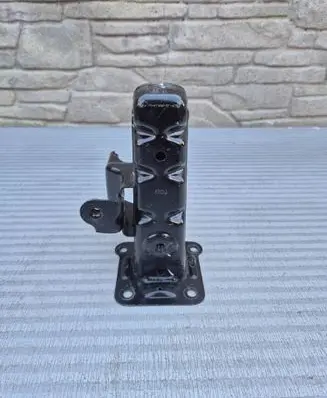 Mercedes-Benz Vito Viano W447 Radiator mount bracket A4476200101