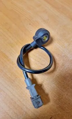 Detonation knock sensor