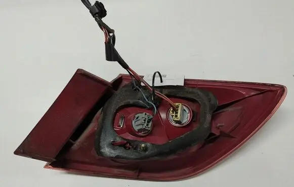 Mazda 3 I Rear/tail lights