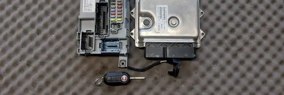 Engine ECU kit and lock set