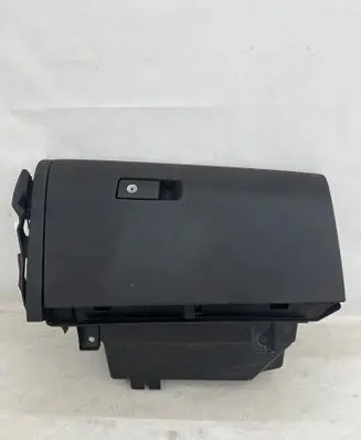 Volvo S60 Glove box 30755651
