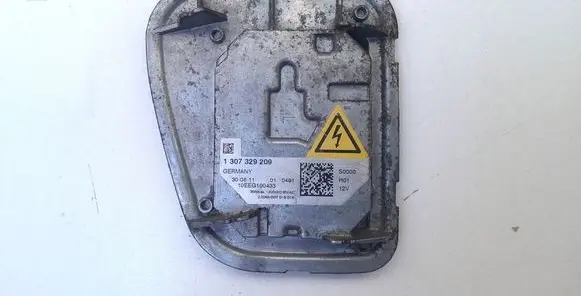 Volvo V50 Xenon control unit/module 1307329209