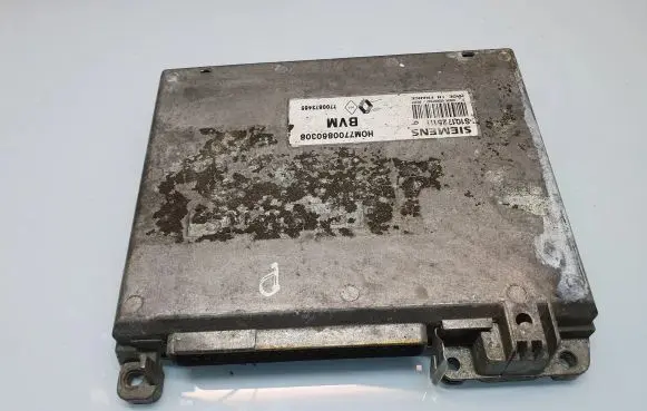 Renault Laguna I Engine control unit/module S101725111Q HOM7700860308 7700873465