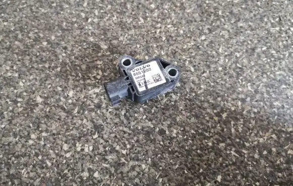 Volvo V50 Airbag deployment crash/impact sensor 8651200