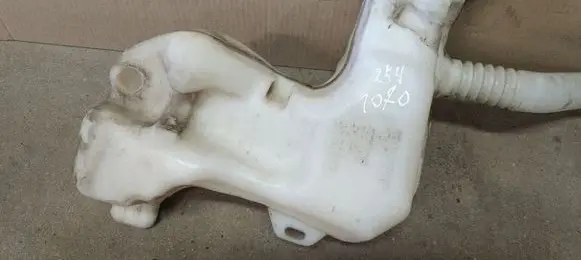 Peugeot 3008 I Windshield washer fluid reservoir/tank 9685005580