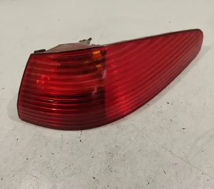 Peugeot 607 Rear/tail lights