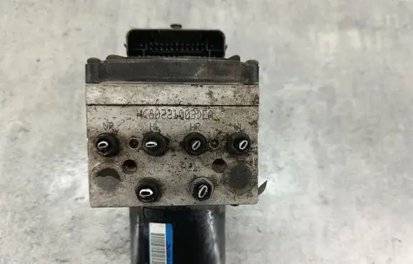 Volkswagen PASSAT B6 ABS Pump 3C0614109C