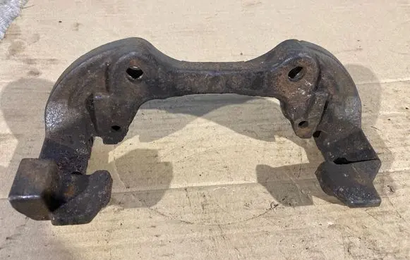 Mercedes-Benz ML W164 Front Brake Caliper Pad/Carrier 