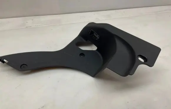 Mercedes-Benz Sprinter W907 W910 Front sill trim cover A9076880000