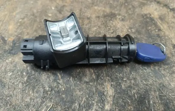 Fiat Bravo - Brava Ignition lock contact 05521B365