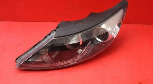 KIA Sportage Headlight/headlamp 92101-3WXXX