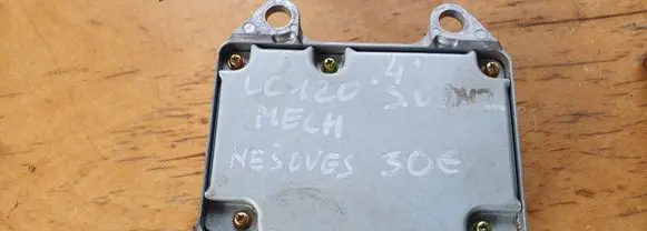 Toyota Land Cruiser (J120) Airbag control unit/module 8917060120 1523006171