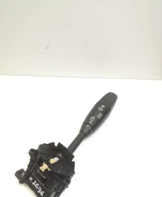 Mercedes-Benz E W211 Indicator stalk A1715402245