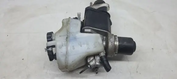 Mercedes-Benz E W211 Master brake cylinder 0204024105