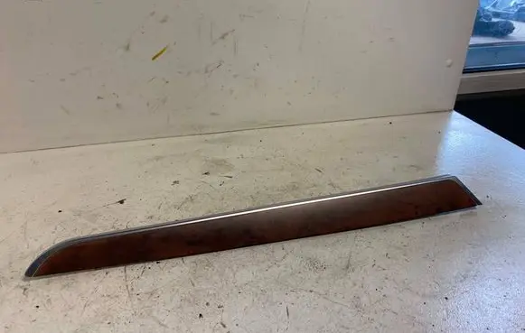 Audi A6 S6 C6 4F Front door trim bar 4F0867410D 4F0867410E