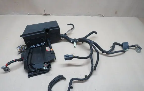 Ford Kuga II Fuse box set FV4T14K733JTK A1313245 13035619000