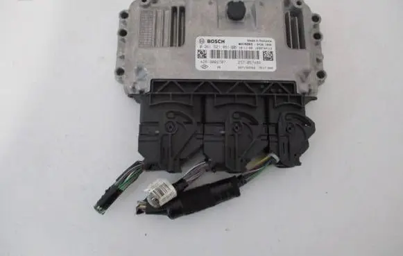 Smart ForFour II W453 Engine control unit/module A2819002707