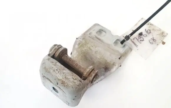 Ford Focus Tailgate/trunk/boot hinge 4m51n42900