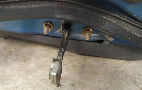 Mazda 323 Front door check strap stopper 