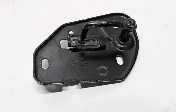 Audi Q8 e-tron Engine bonnet/hood lock/latch loop/hook 4M8823185D