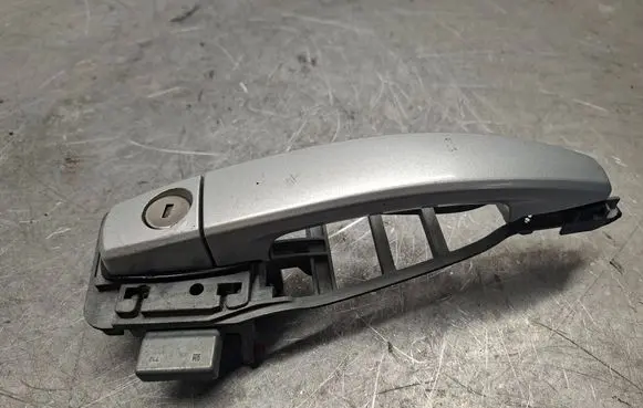 Opel Signum Front door exterior handle