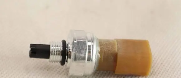 Tesla Model X Coolant temperature sensor 1008515 1008515-00-C
