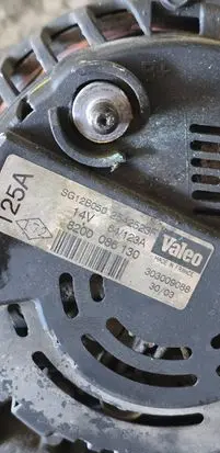 Opel Vivaro Generator/alternator 8200086130 08L9800038
