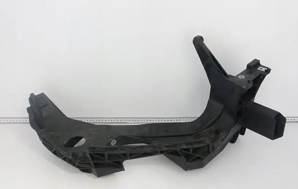Audi Q4 Sportback e-tron Headlight/headlamp mounting bracket 89A805326A