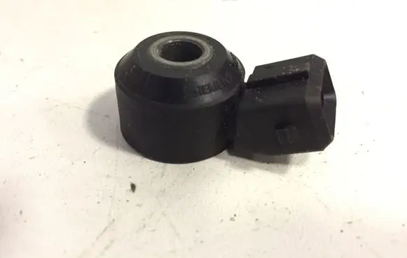 Nissan Qashqai Detonation knock sensor S119337001 08171