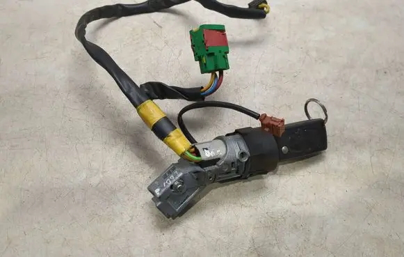 Citroen C3 Pluriel Ignition lock 9652781780