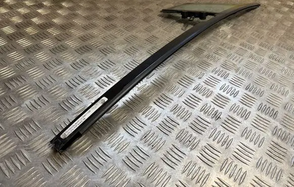BMW iX Front door vent window glass four-door 43R011668 E000001 DOT459M5485AS2