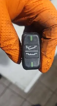 Mercedes-Benz Sprinter W901 W902 W903 W904 Windscreen/window heater switch 0025457607