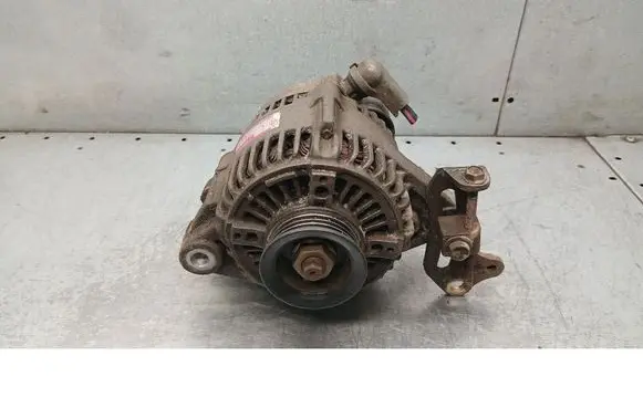 Toyota Yaris Verso Generator/alternator 2706023080
