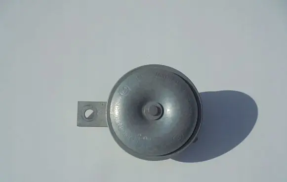 Nissan Juke I F15 Horn signal