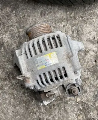 Toyota Corolla E120 E130 Generator/alternator 2706022030