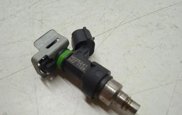 Renault Scenic III - Grand scenic III Fuel injector H025241 5021126