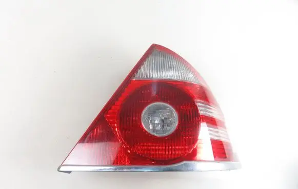 Ford Mondeo Mk III Rear/tail lights 1S7113404A