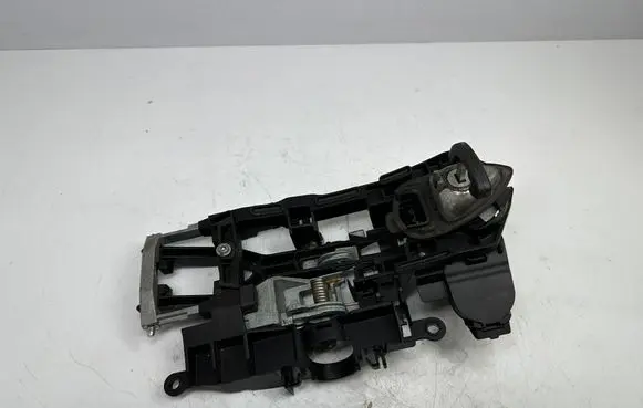 BMW 5 F10 F11 Front door exterior handle/bracket 7265081 51217265081