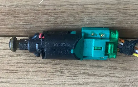 Peugeot 3008 I Brake pedal sensor switch 9650688480