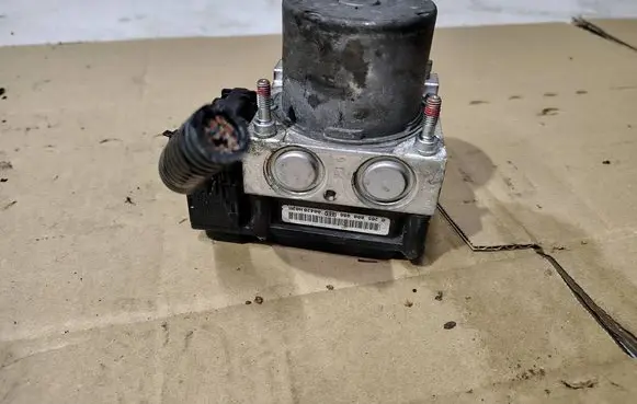 Toyota Auris 150 ABS Pump 44510-02280