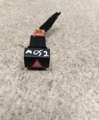 Citroen C4 II Picasso Hazard light switch 96781018ZD
