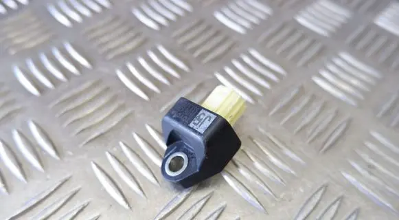 Toyota Prius (XW50) Airbag deployment crash/impact sensor 8917347050