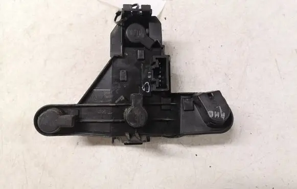 Toyota Corolla E120 E130 Tail light bulb cover holder