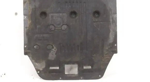 BMW 1 F40 Engine splash shield/under tray 5781666