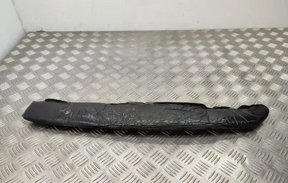 Suzuki Vitara (LY) Fender foam support/seal 