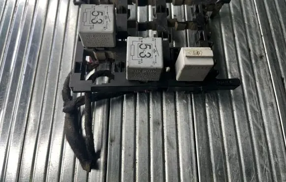 Volkswagen Caddy Fuse box set 1T1937503A