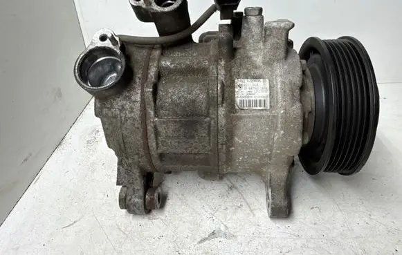 BMW 3 F30 F35 F31 Air conditioning (A/C) compressor (pump) 9223695