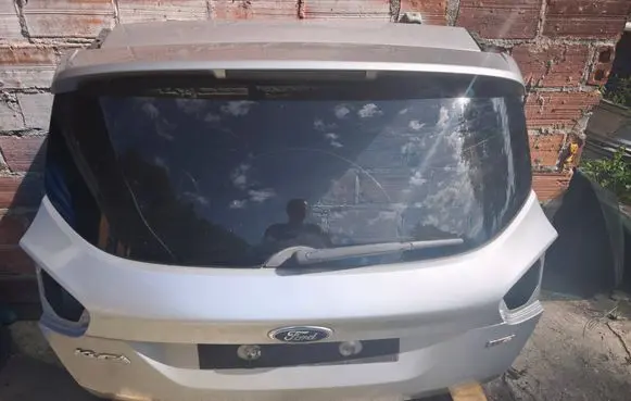 Tailgate/trunk/boot lid