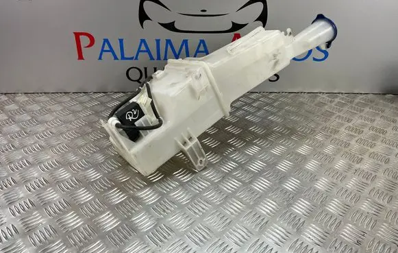 KIA Sportage Windshield washer fluid reservoir/tank 98610D9000